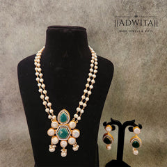 Aarshiya Necklace Set
