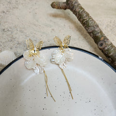 Butterfly Pearl Chip String Earring