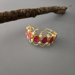 Mop Pearl Cuff