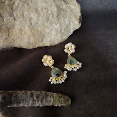 Pearl Cluster with Green Aventurine