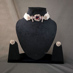 Bird pearl choker in red