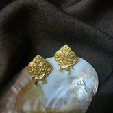 Horse filigree studs