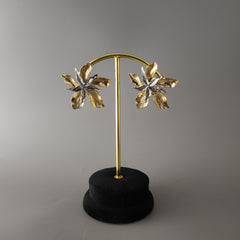 Big size dual tone flower stud