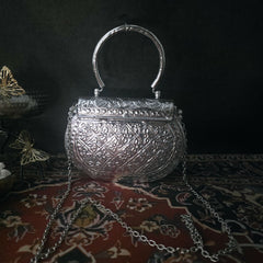 Raabta bag in silver
