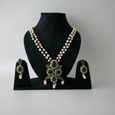 Inaya Necklace Set
