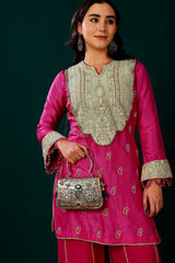 Anwesha bag in silver