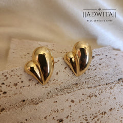 Mini Heart Studs in Gold