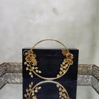 The Minimalistic Floral Bag