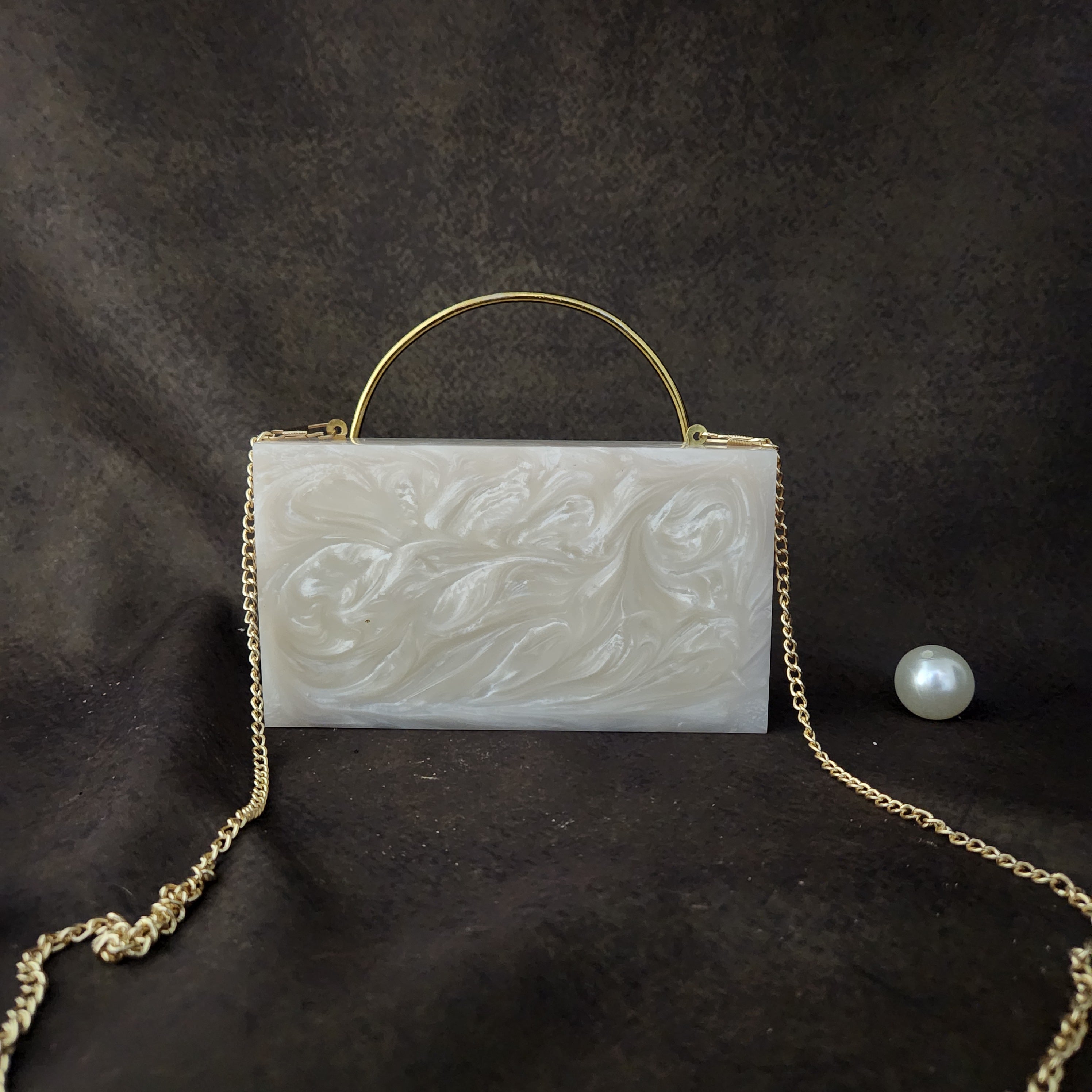 Bloomingdale Bag in ivory Secondary image