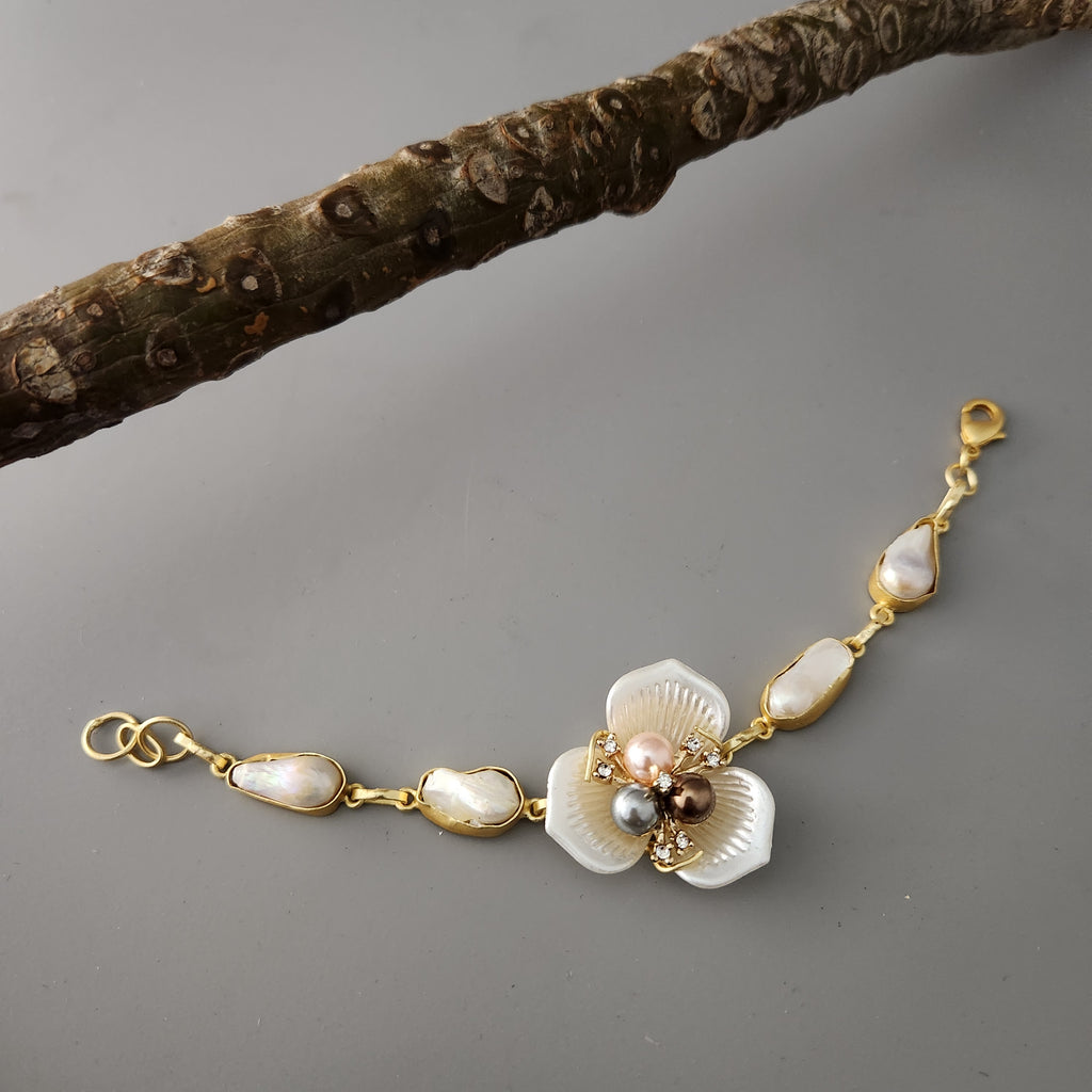 Flower Bracelet - White