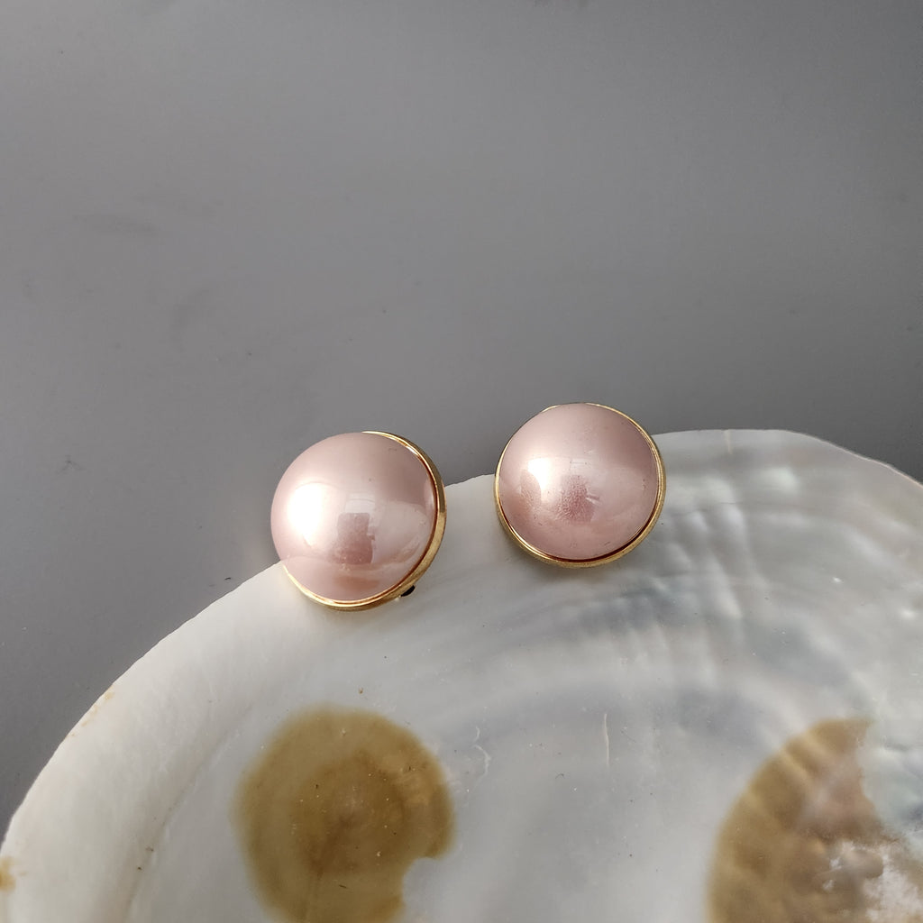Half Pearl Gold Line Big Size Studs