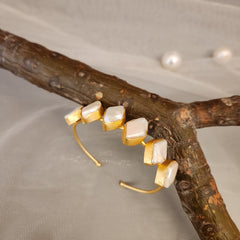 Triangle Pearl Chip Cuff