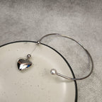 Heart on a String Pearl Neckpiece - Silver