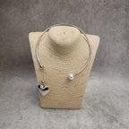 Heart on a String Pearl Neckpiece - Silver
