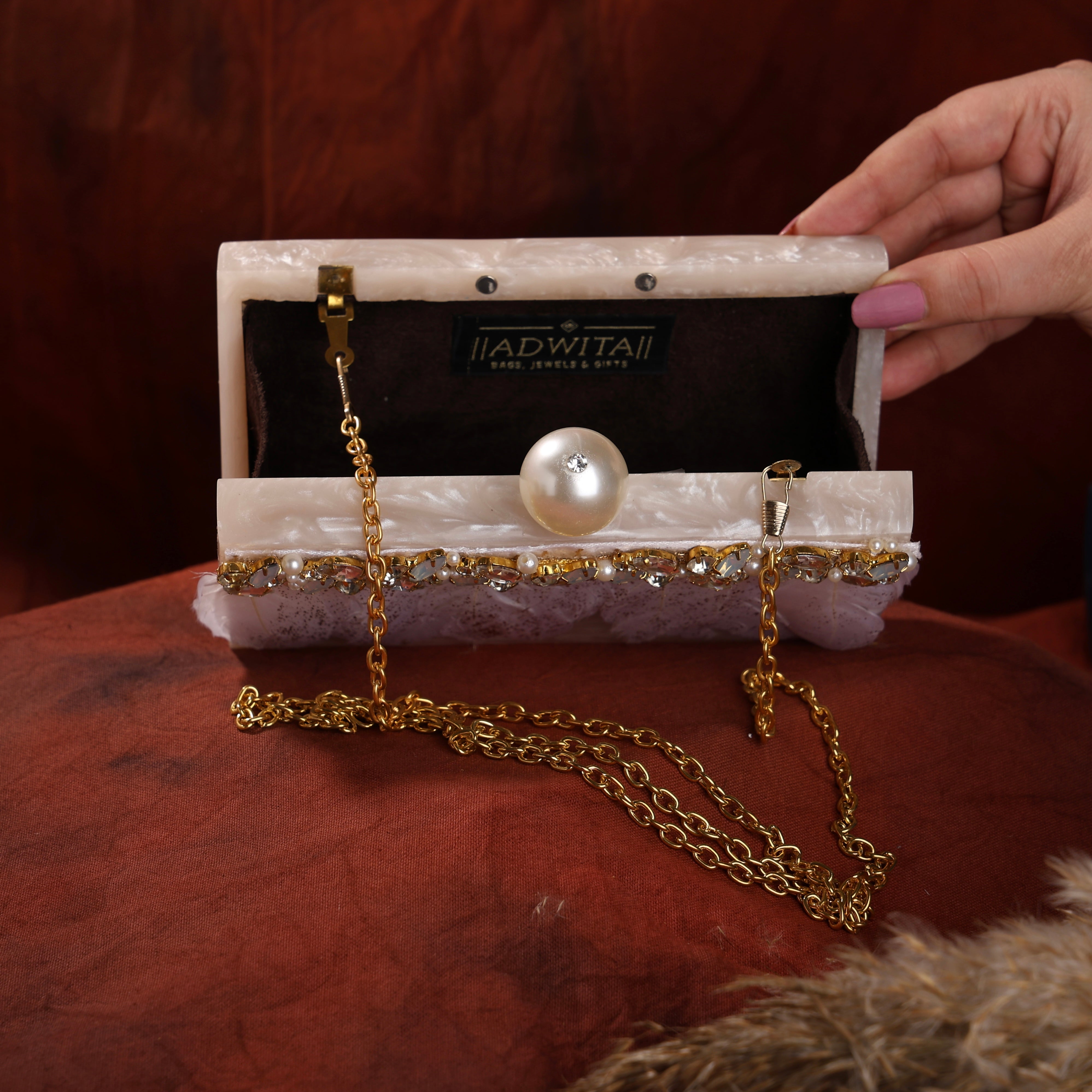 Paksh Clutch - Ivory white Secondary image