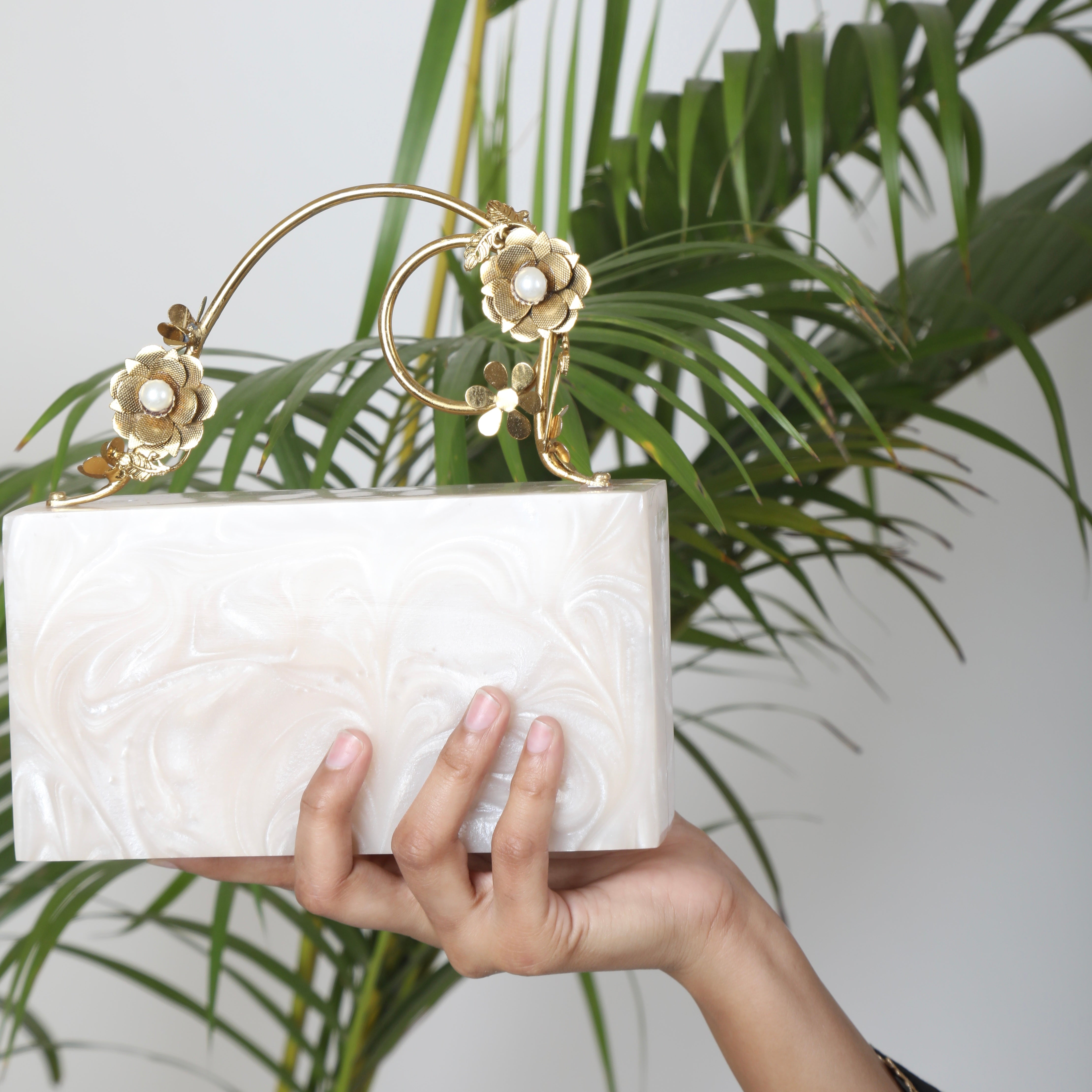 The Sadaf Clutch