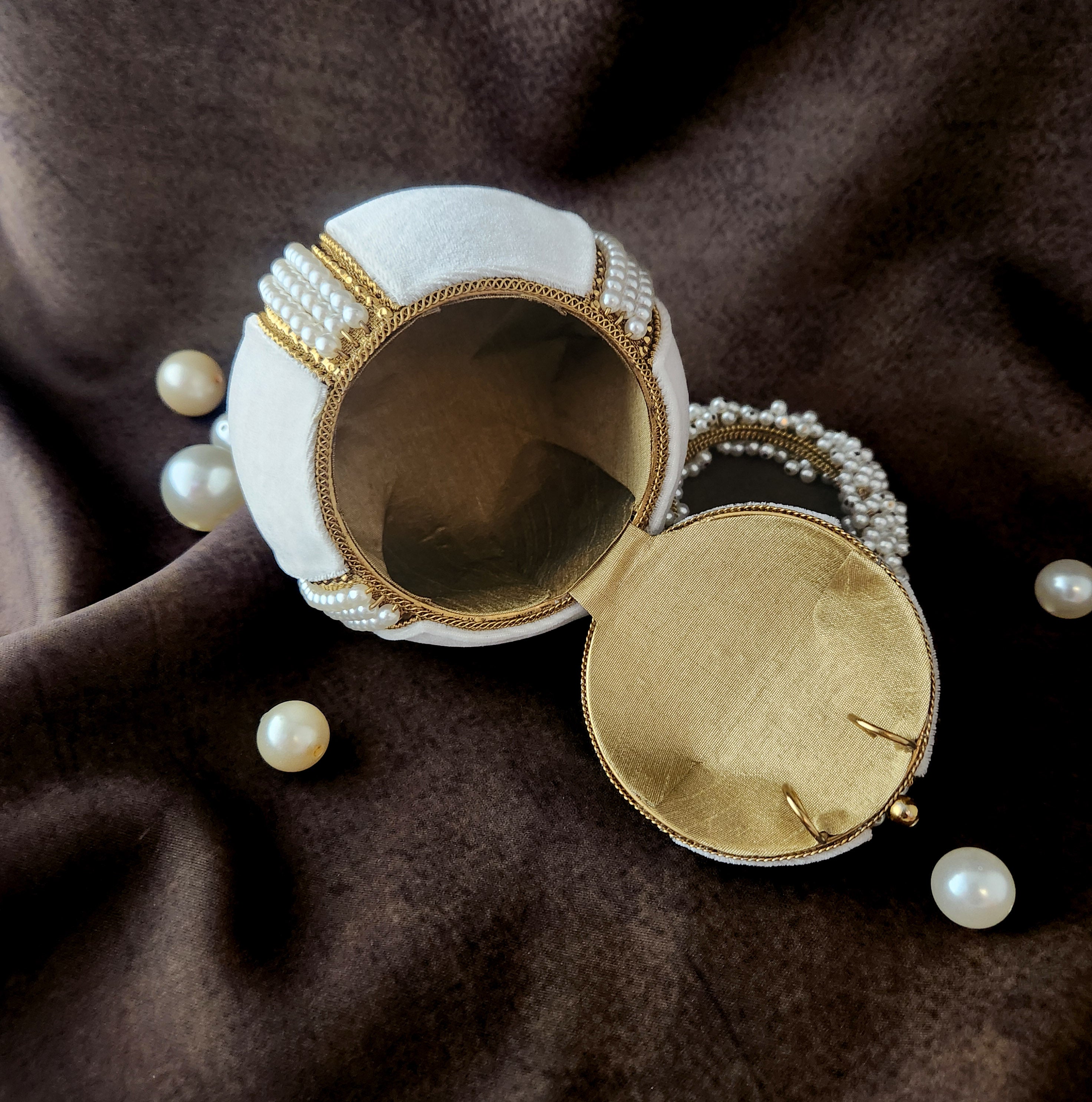 The Pearl Velvet Ball Bag Secondary image