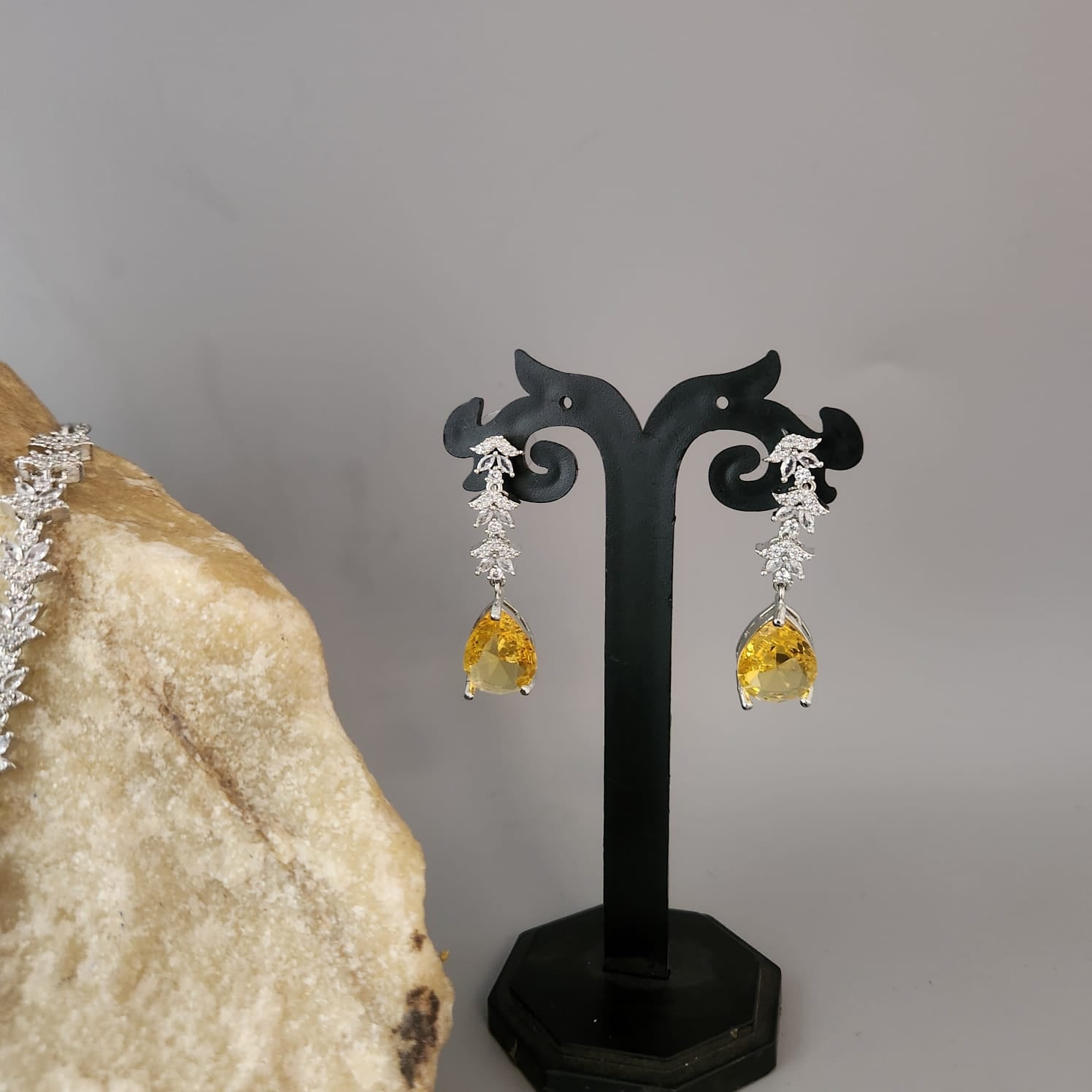 Zirconia Yellow Doublet Necklace