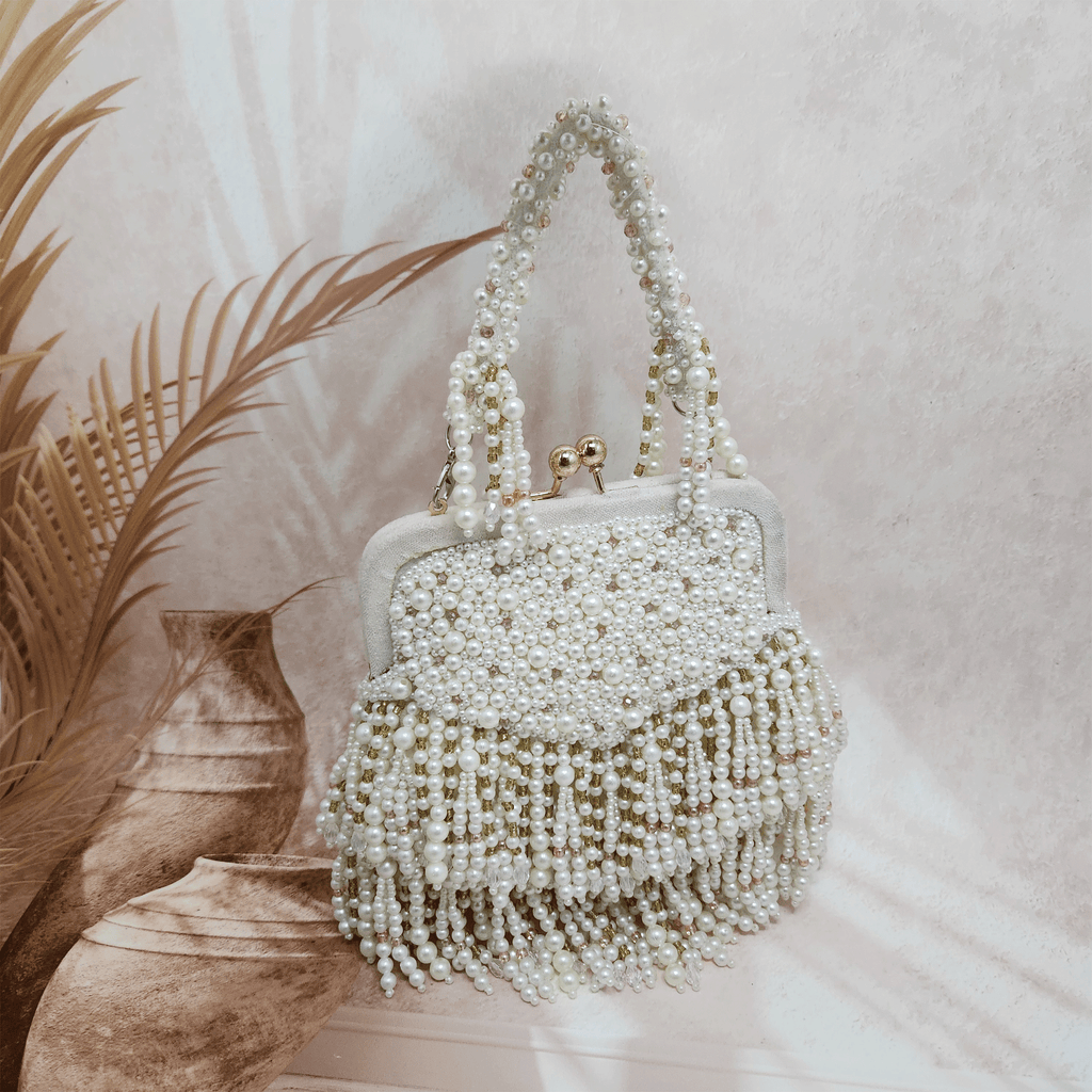 Falling Pearl and Crystal Clasp Bag with pearl and crystal clasp