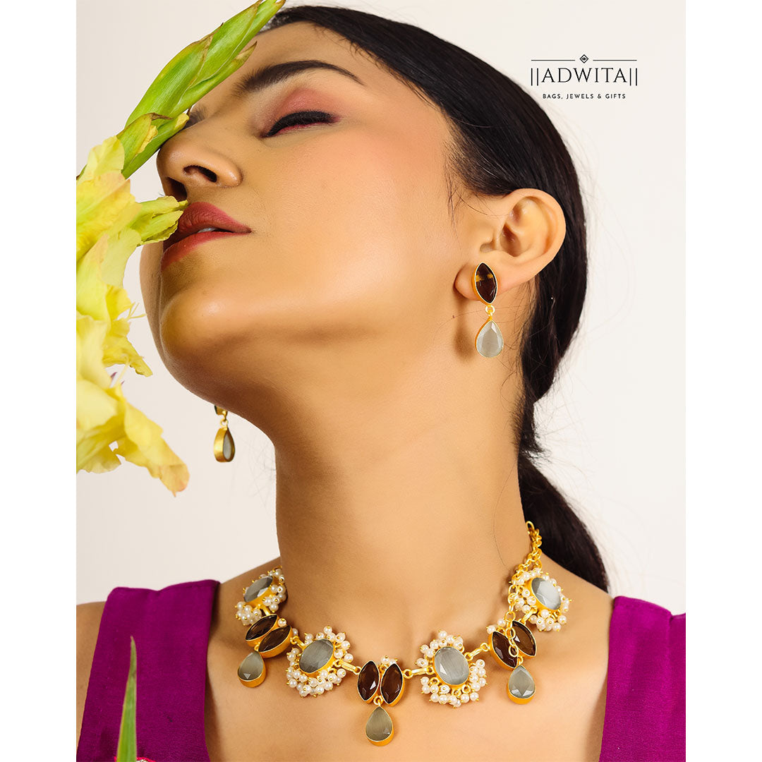 The Nazrana Necklace Set in Shades of Grey and Brown Main image