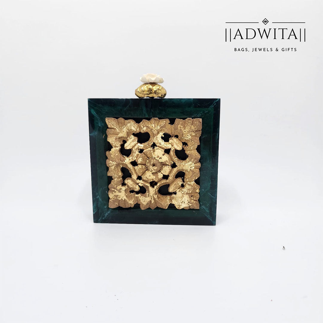 The Antique Jaal Clutch Main image