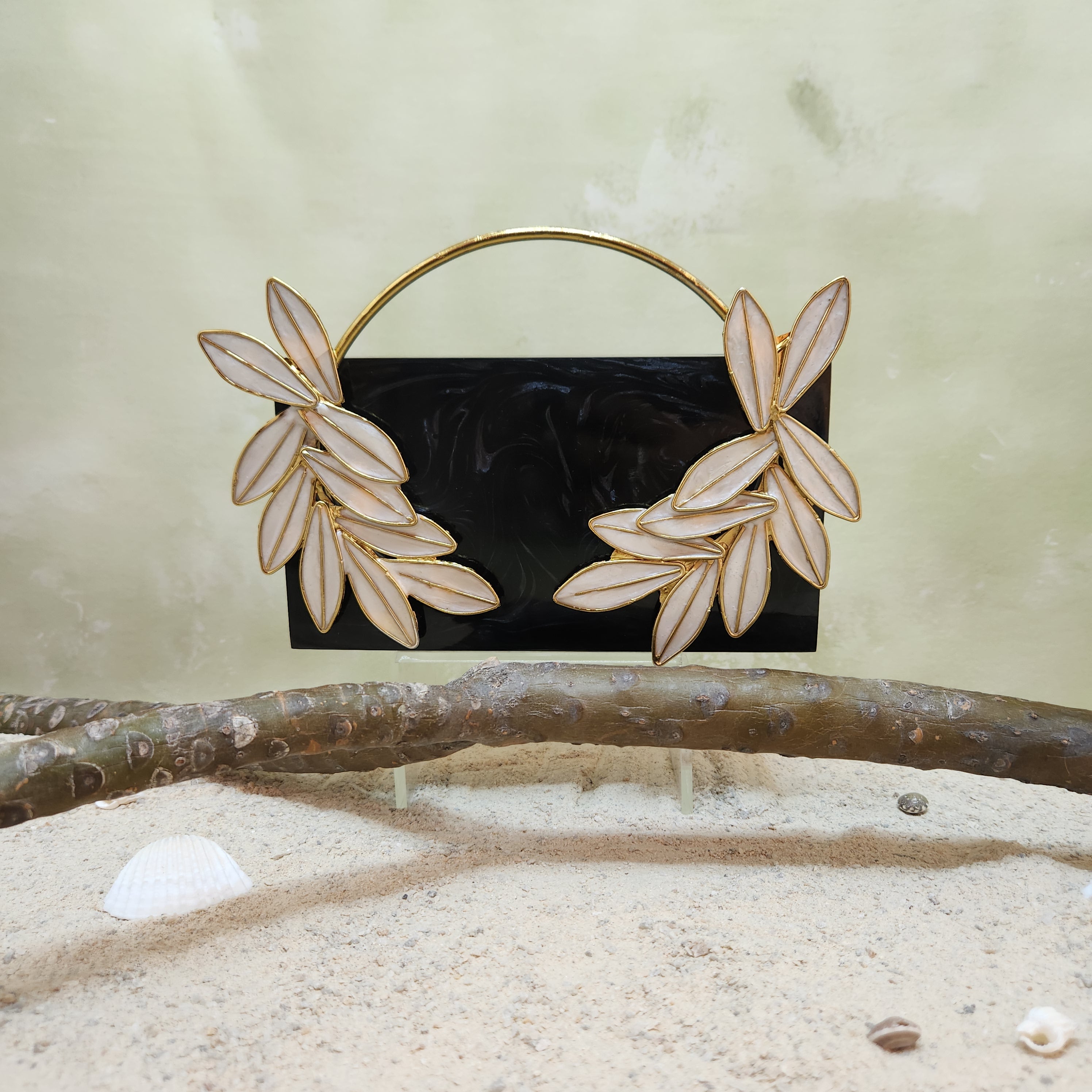 Meena Handle Clutch[black] Main image