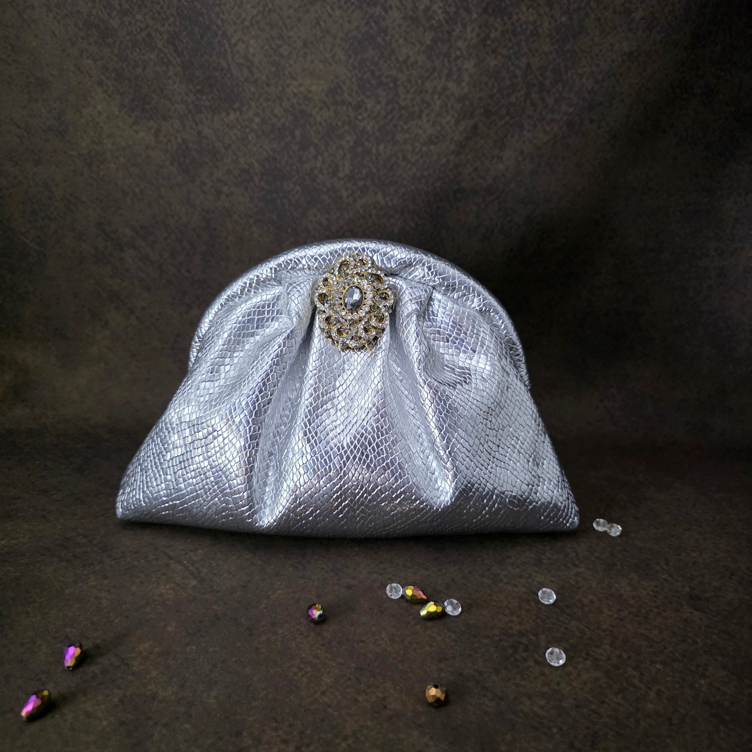 Victorian pouchette - silver Secondary image