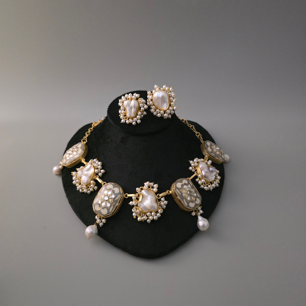Alina Necklace Set
