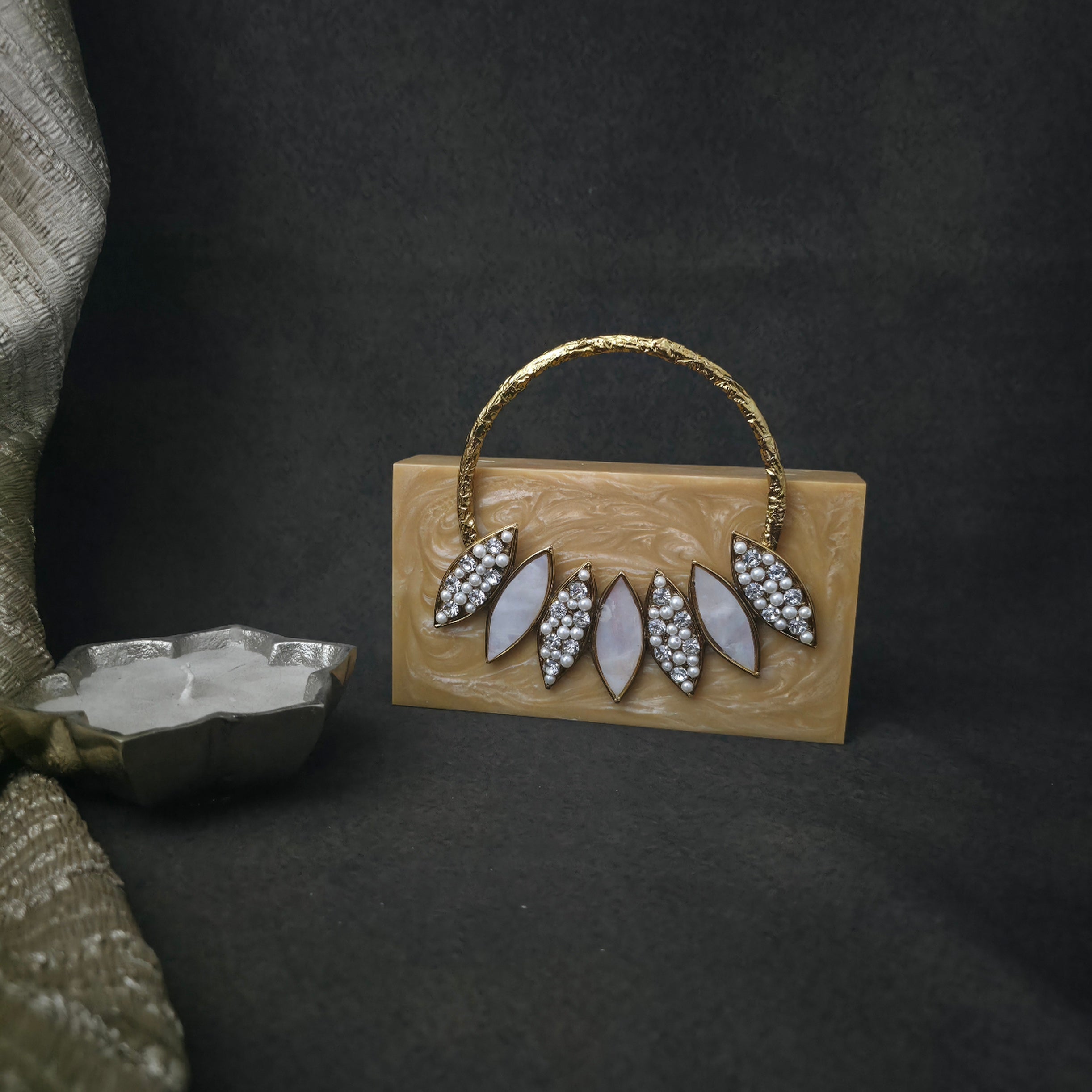 Athena bag in camel gold shade Secondary image