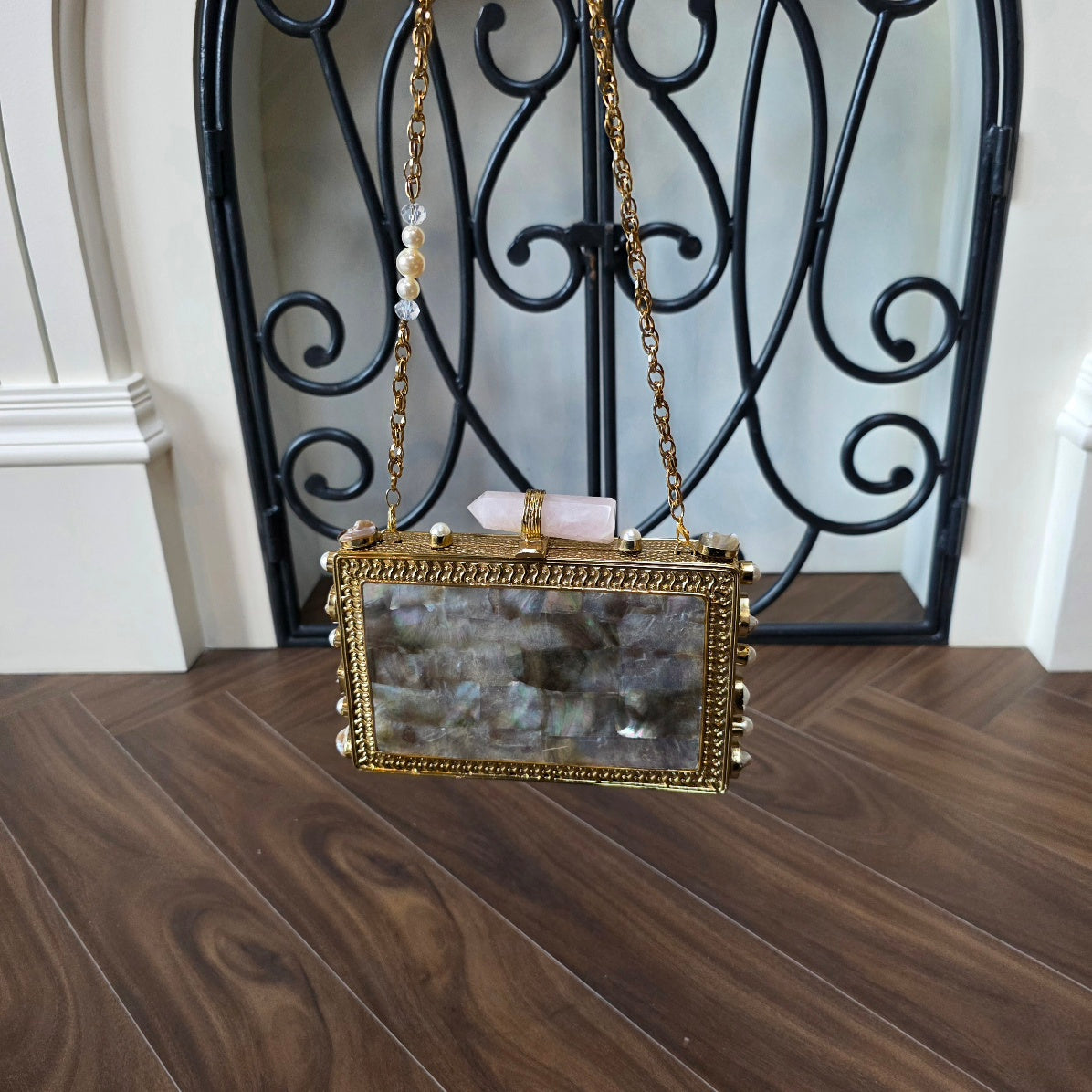 Nadia Clutch[ black mother of pearl]