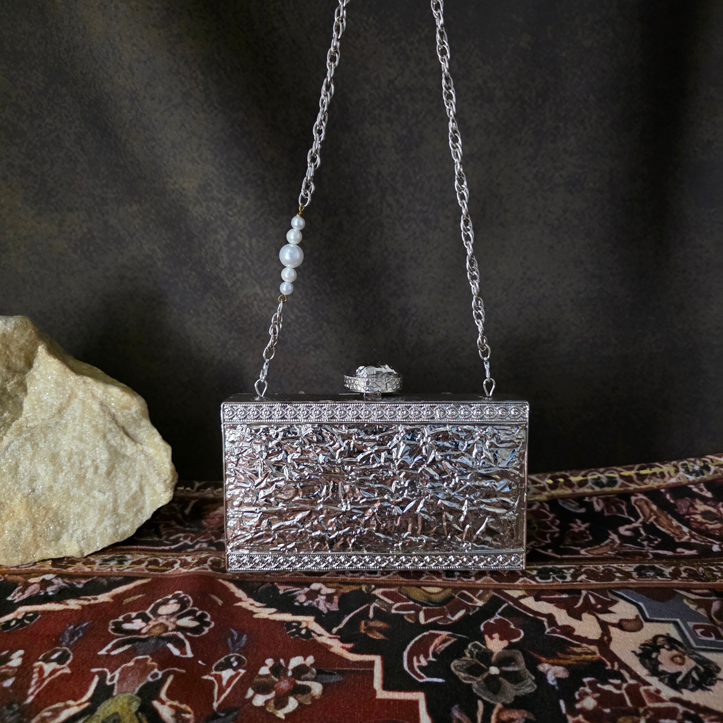 Mother of pearl saga clutch Secondary image