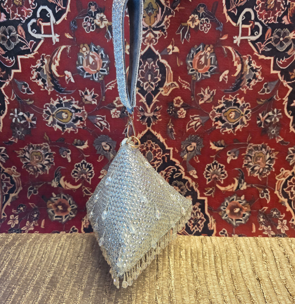 Pyramid bag in silver