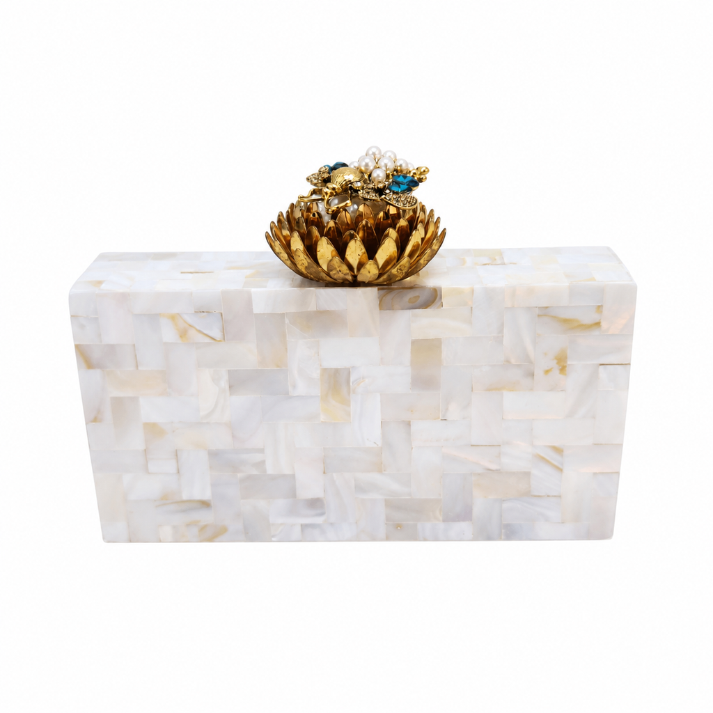 Lotus bee clutch [white mother of pearl]