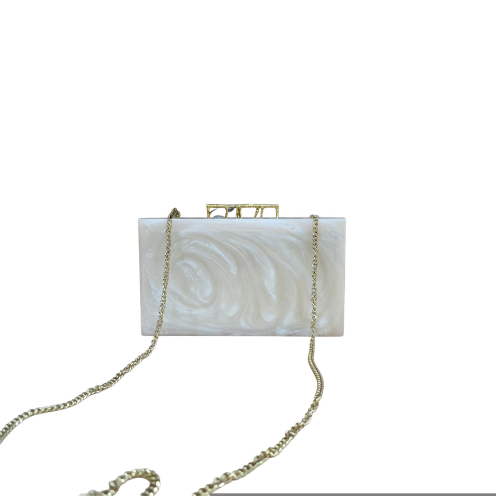 The Auor Clutch[white ]