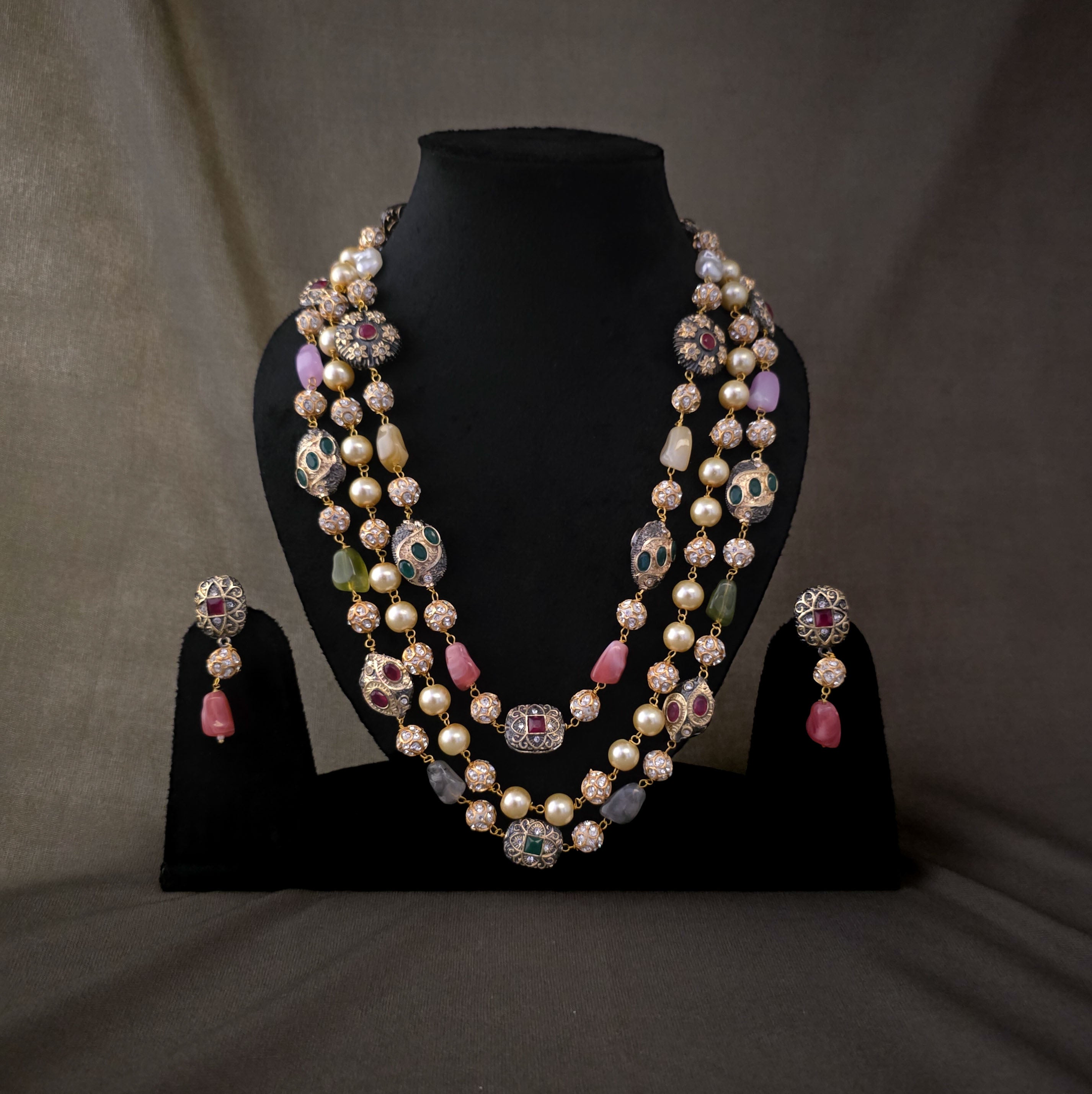 Multi shade multi Layer Stone Necklace Secondary image