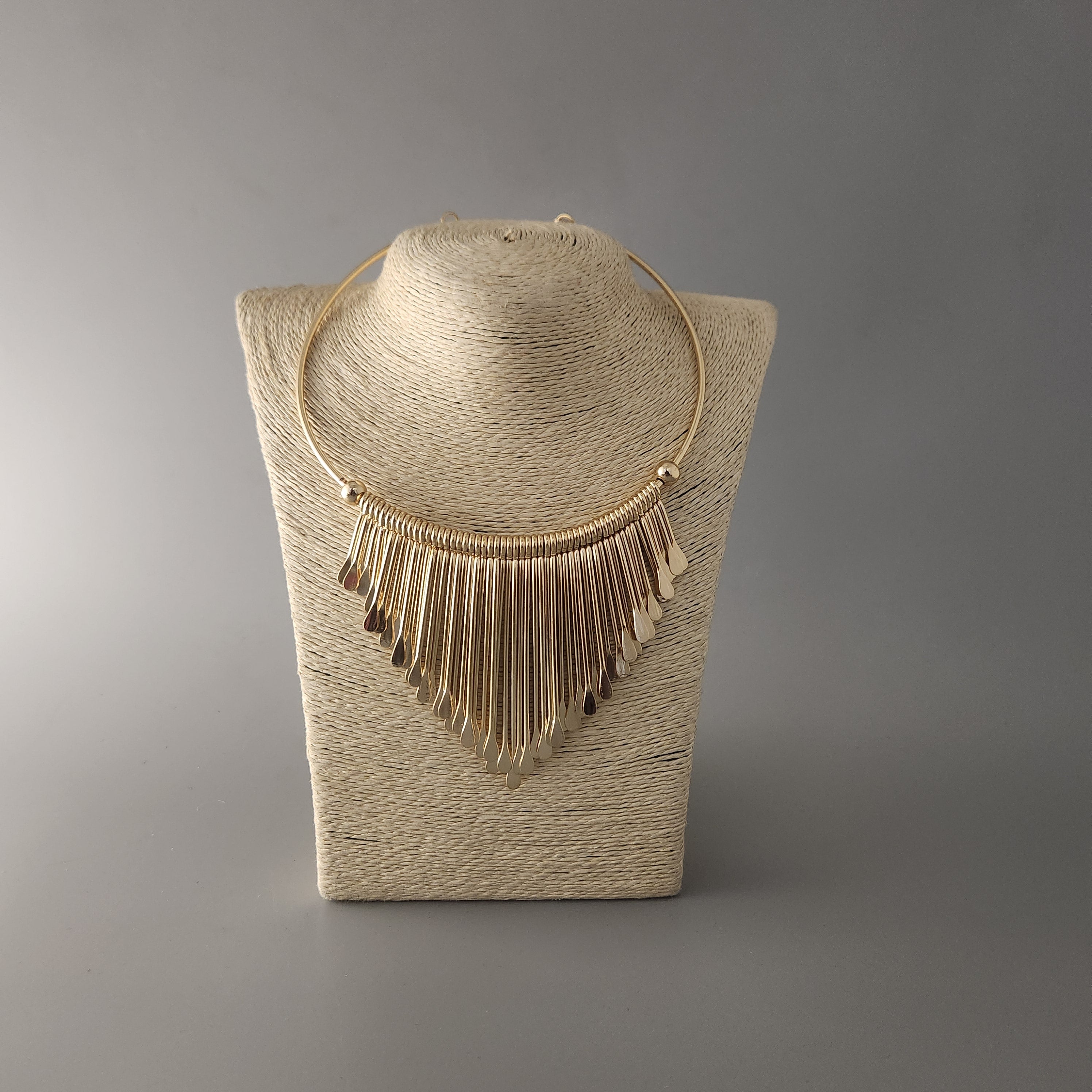 Cleopatra neckpiece Main image