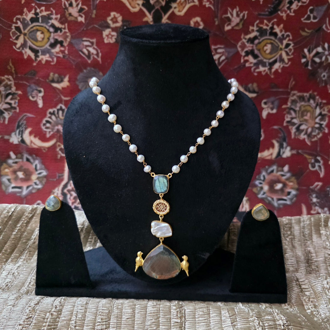 Labradorite bird thewa necklace