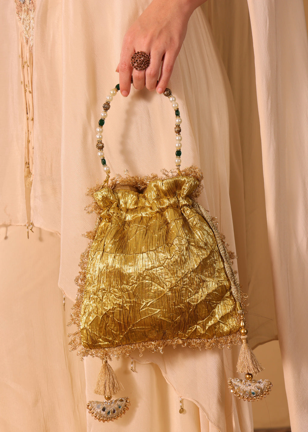 Kundan gota potli[Gold]