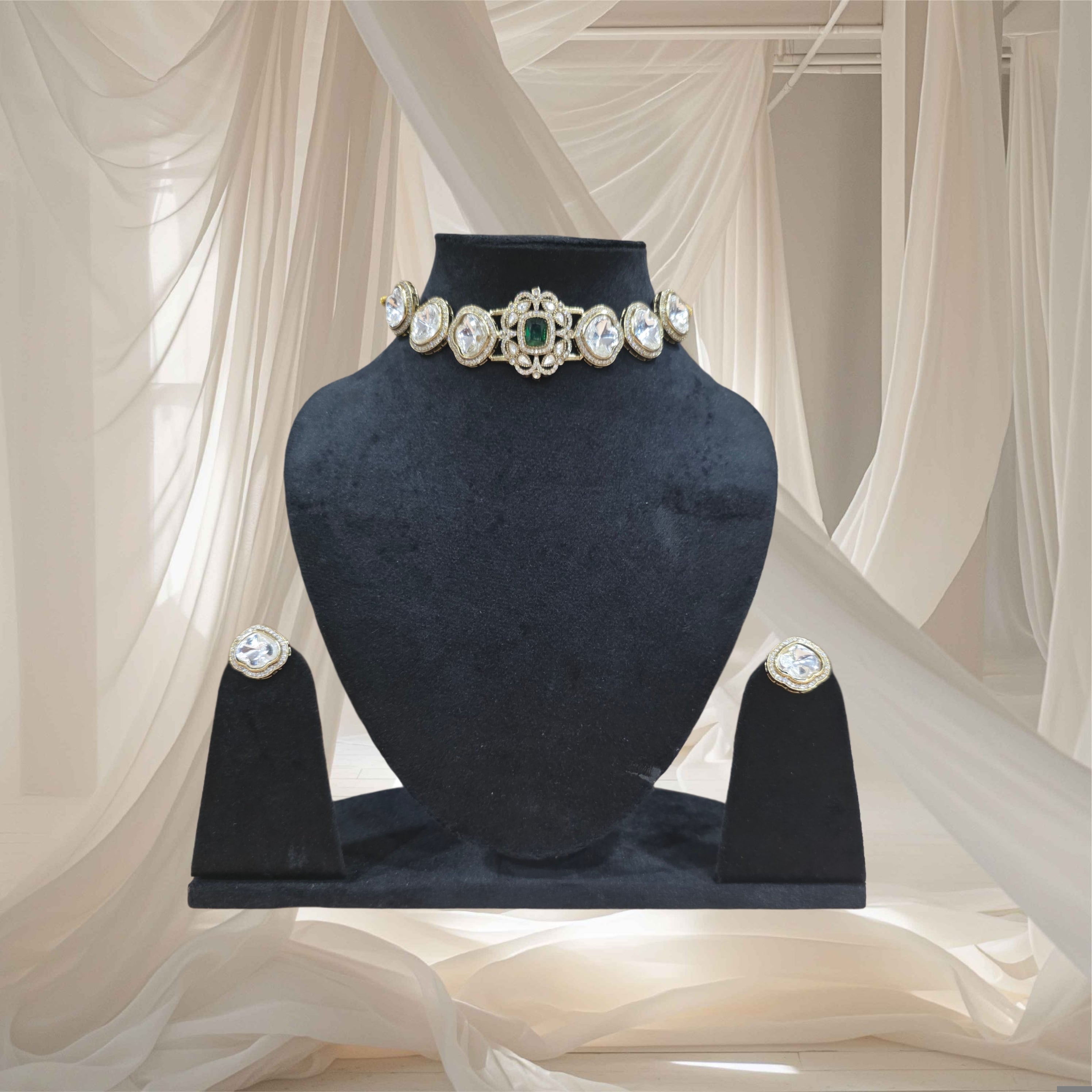 Polki choker with hint of green