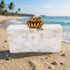 Lotus bee clutch [white mother of pearl]