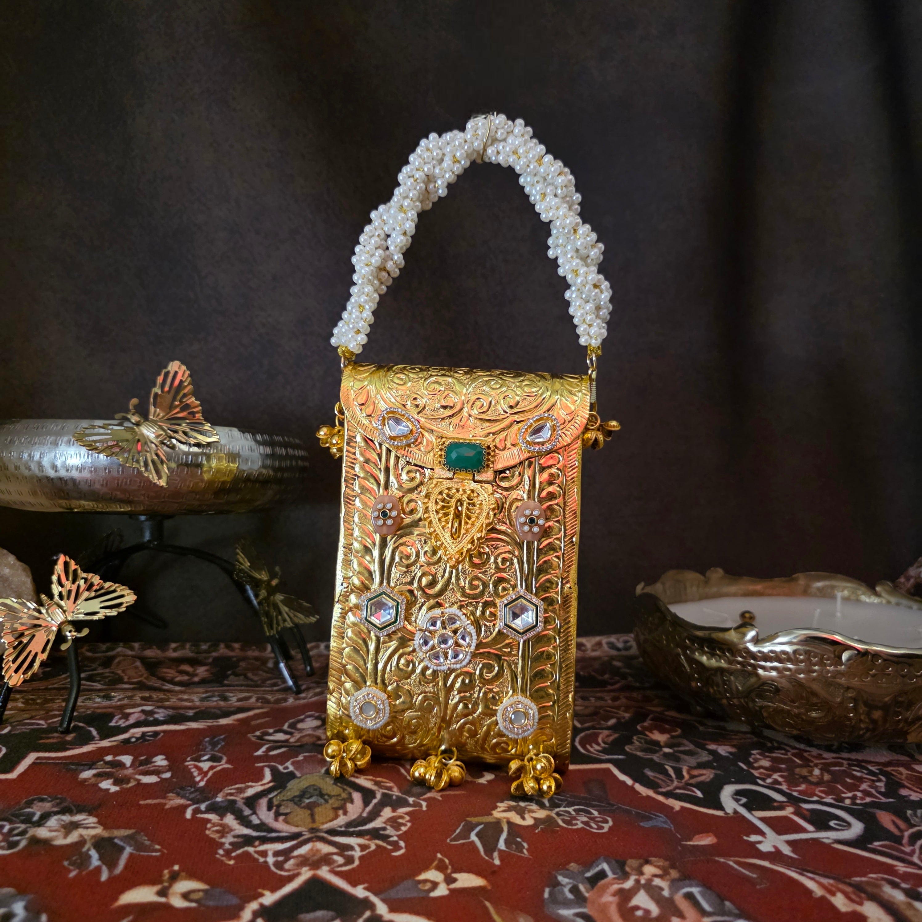 Kundan mobile batua- gold Main image