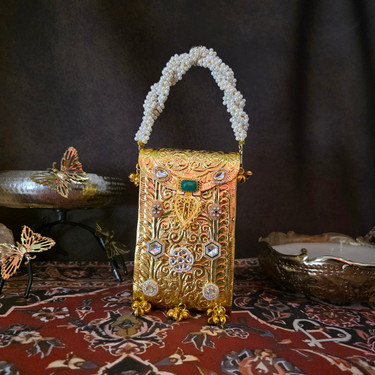 Kundan mobile batua- gold