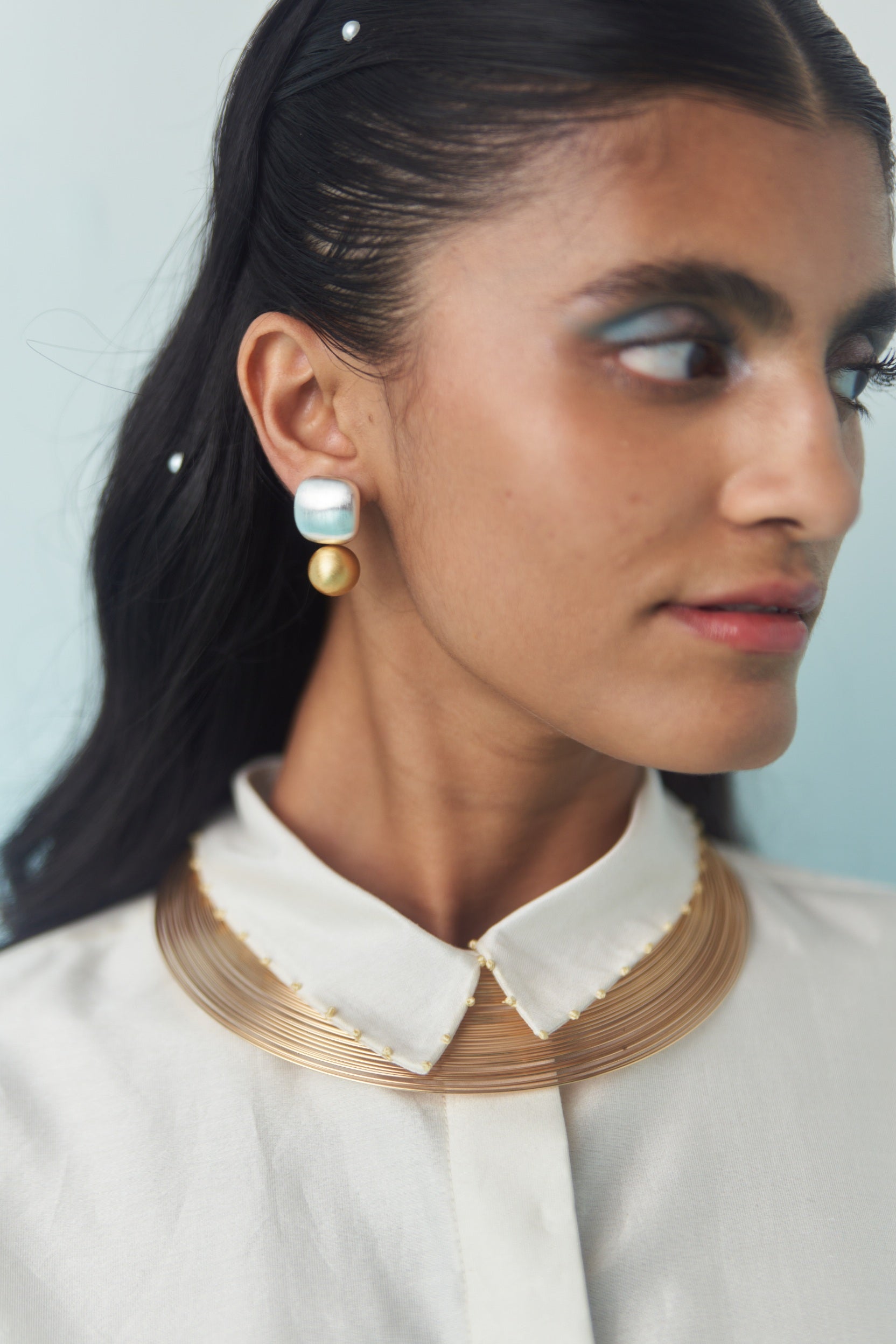 Multi wire neckpiece
