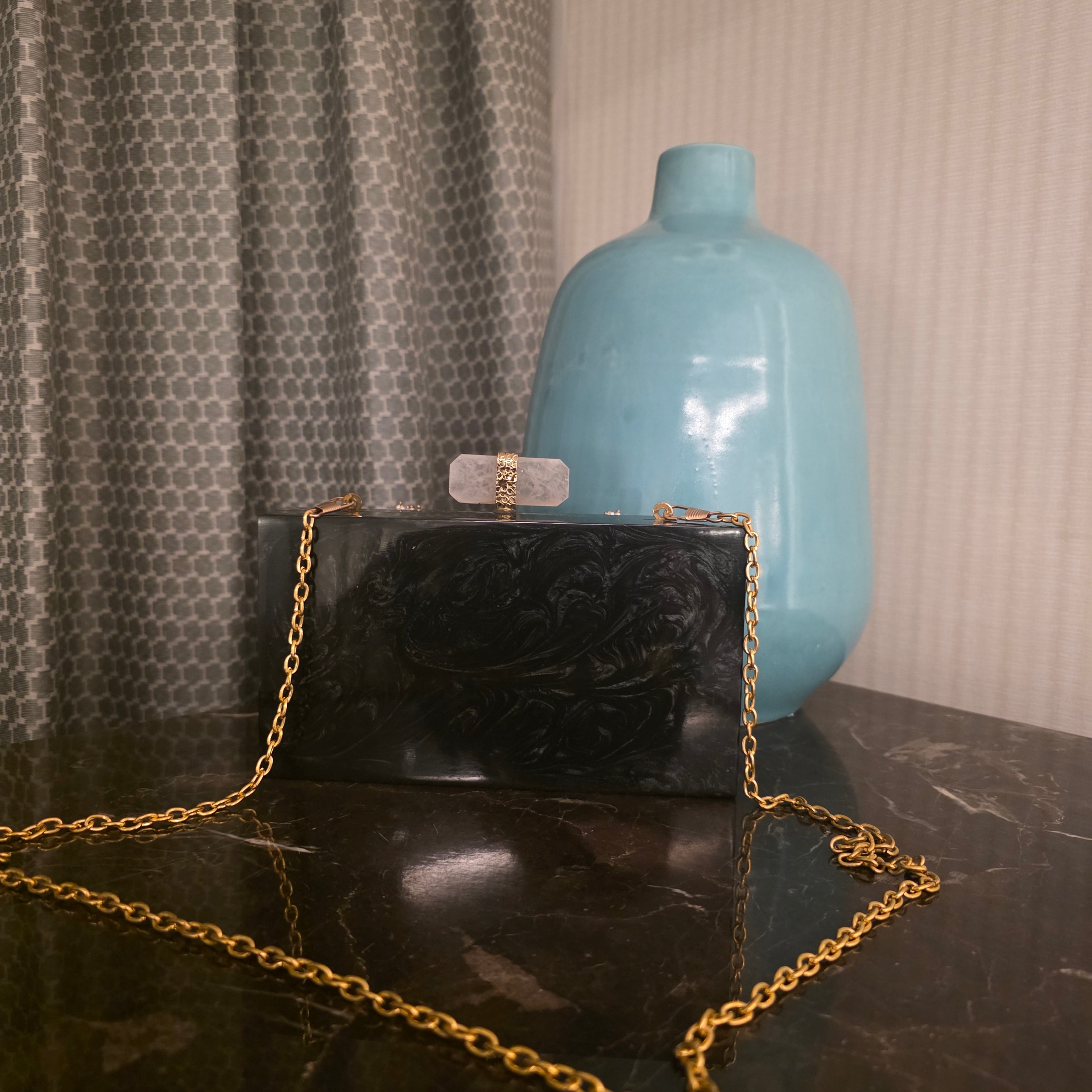 Nooran bag [black]