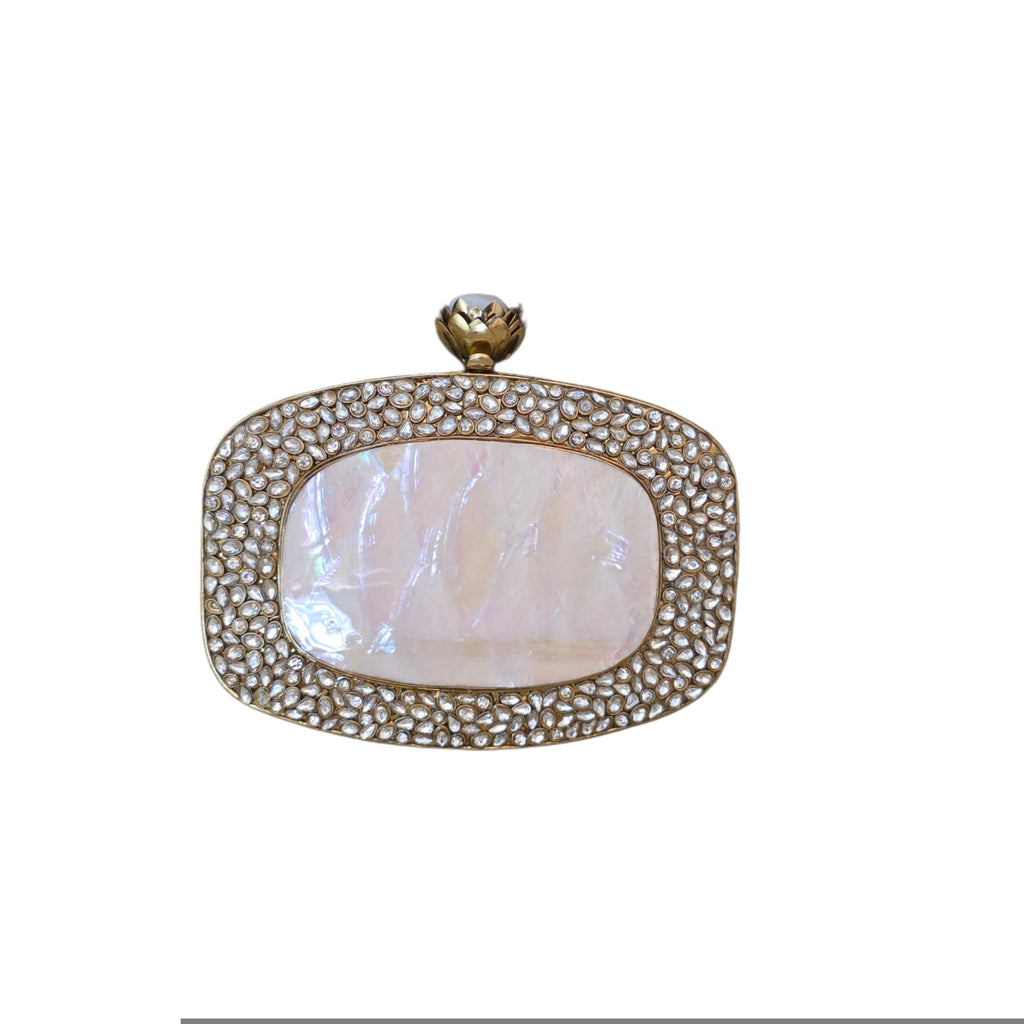 Lira clutch bag
