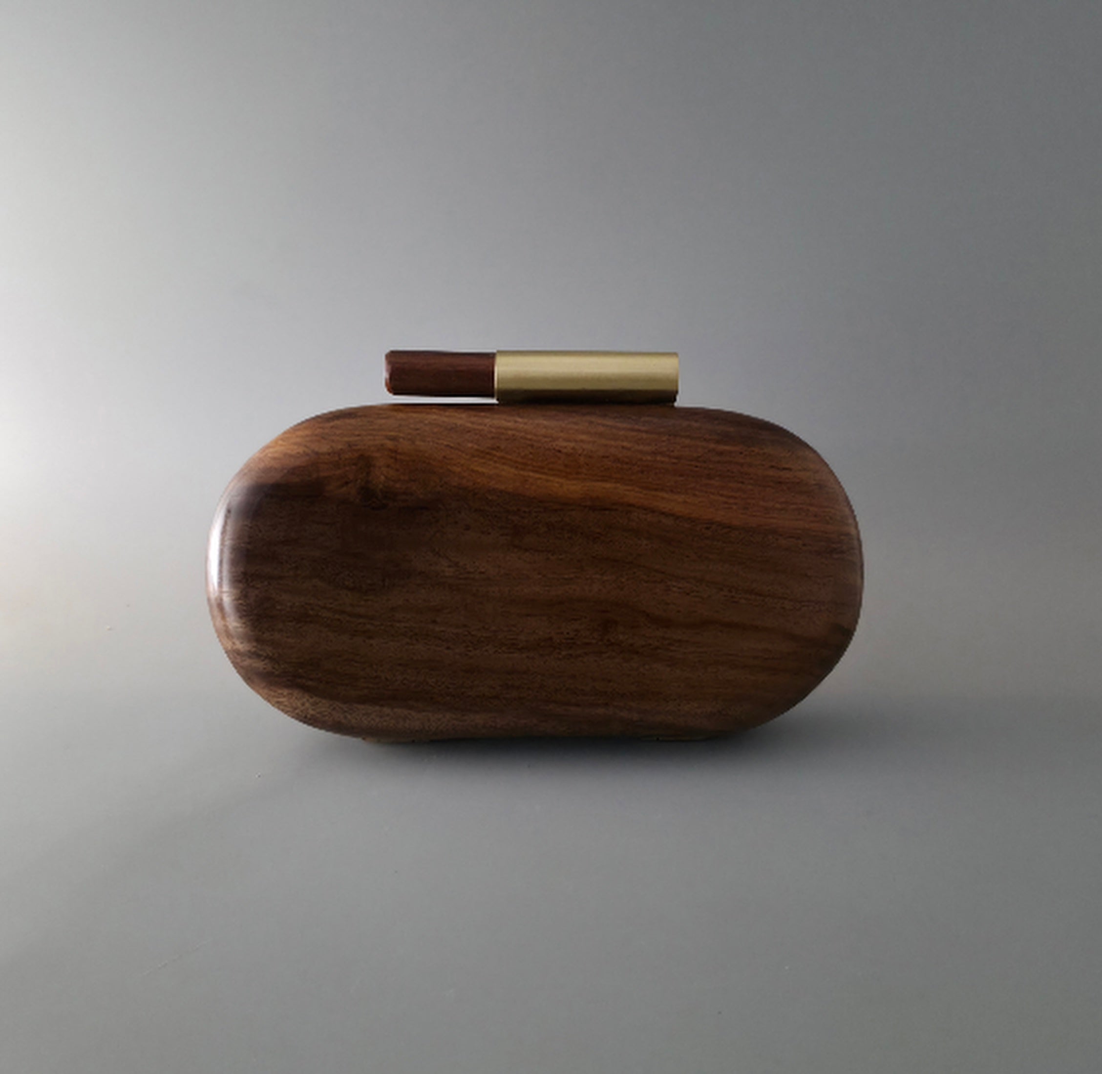 Wooden capsule cylindrical knob Main image