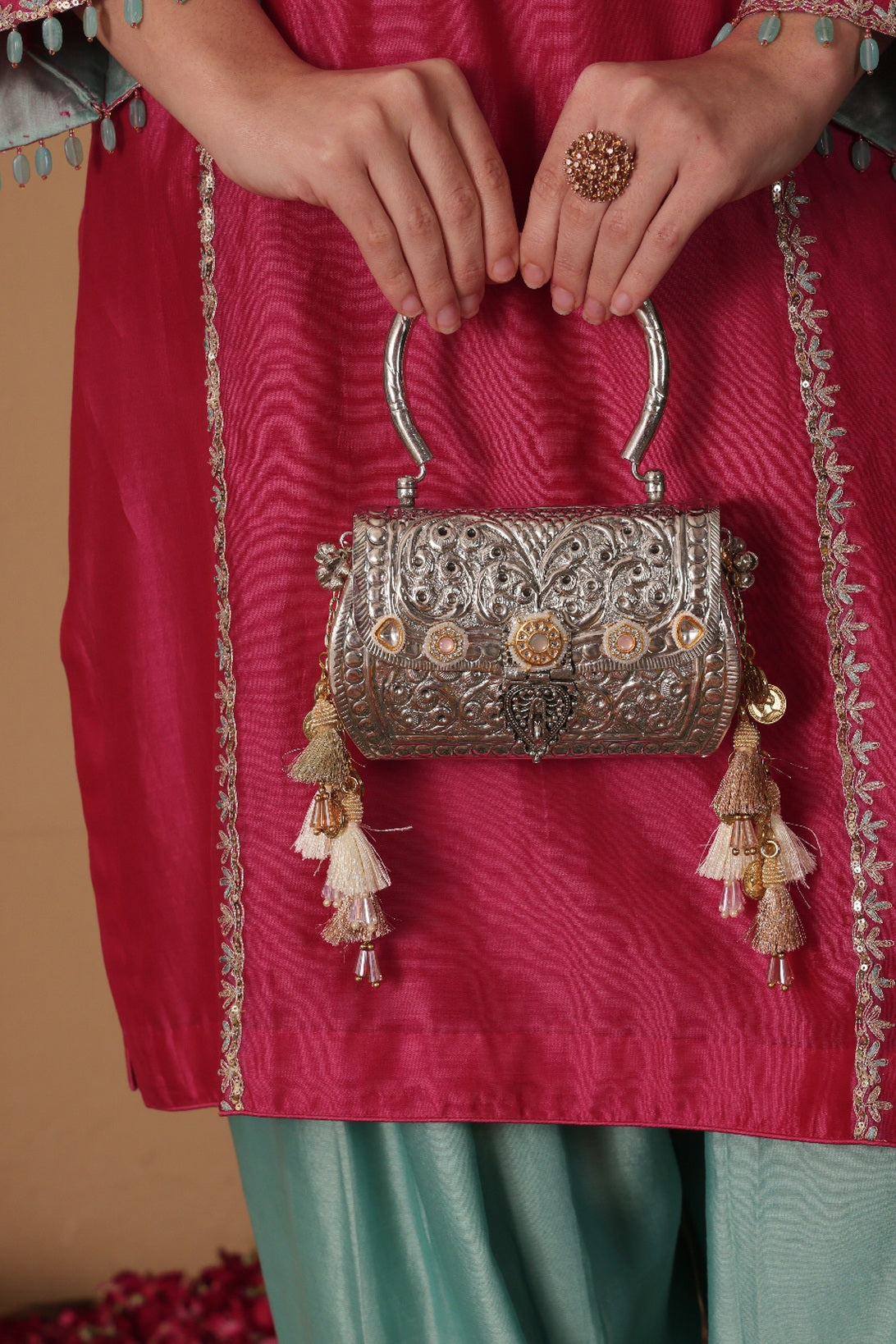 Navya bag [ Silver]