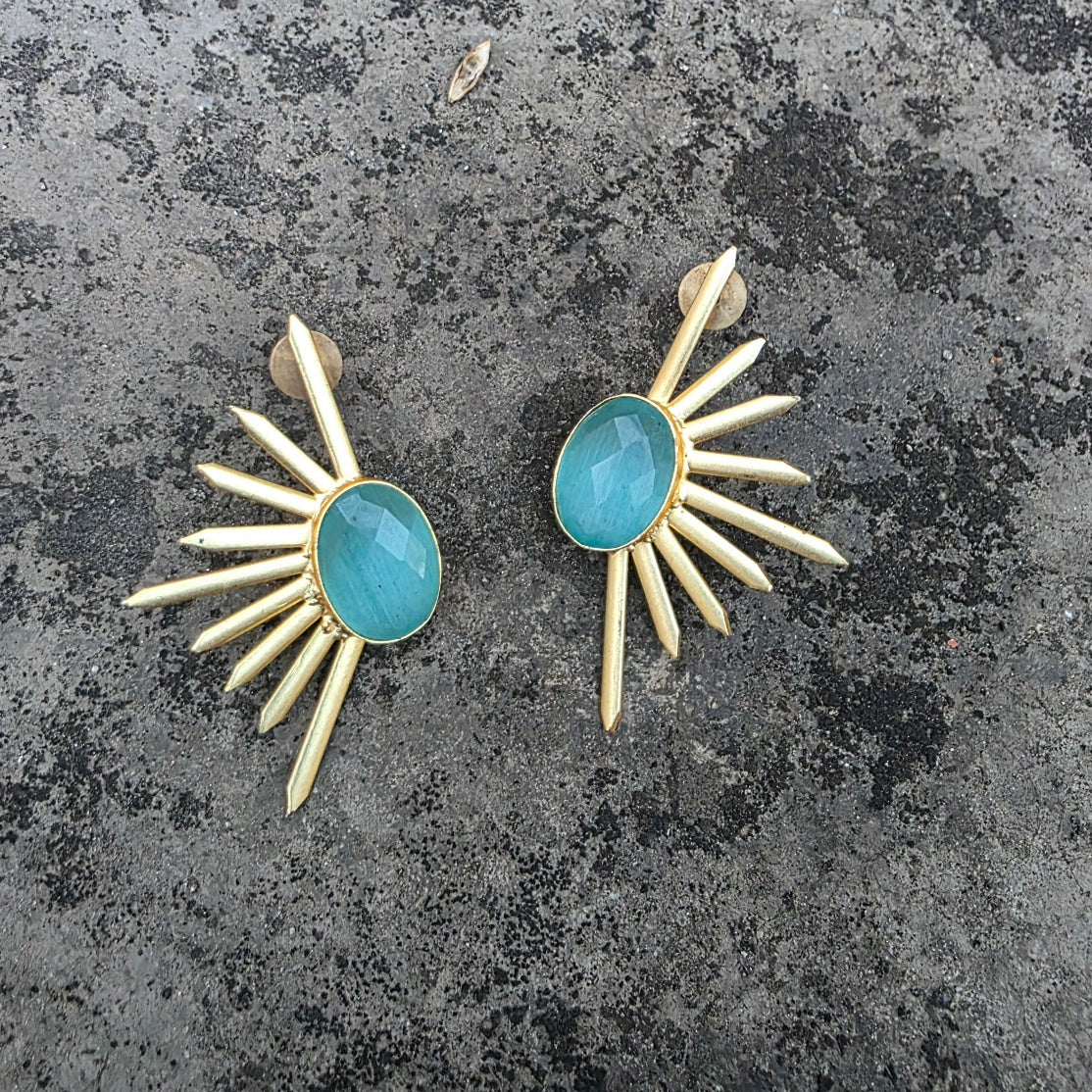 Arrow studs [turquoise] Secondary image