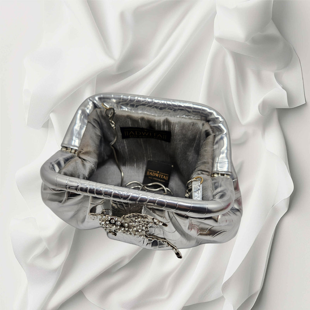 Horse pouchette [silver]