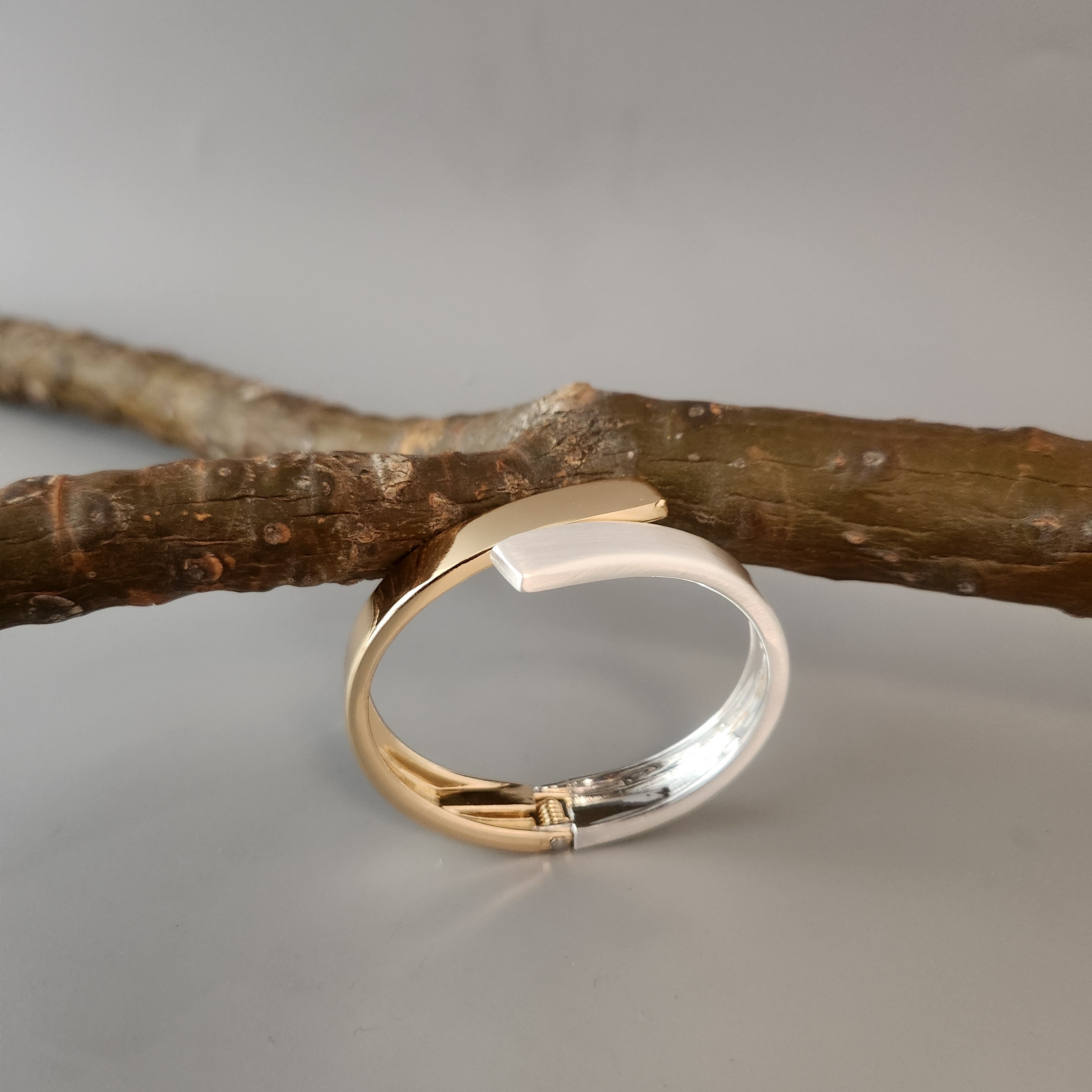 Dual tone overlap cuff Secondary image